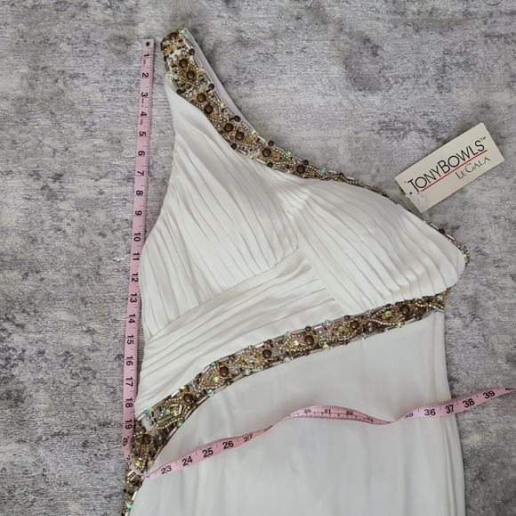 Tony Bowls White Gold Evening Prom Gown Size 10 - Picture 8 of 14